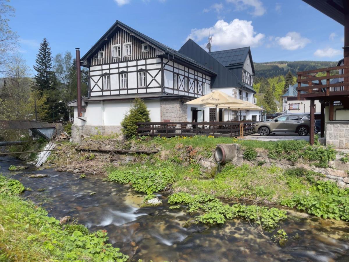 Hotel Lomnice Špindlerŭv Mlýn المظهر الخارجي الصورة